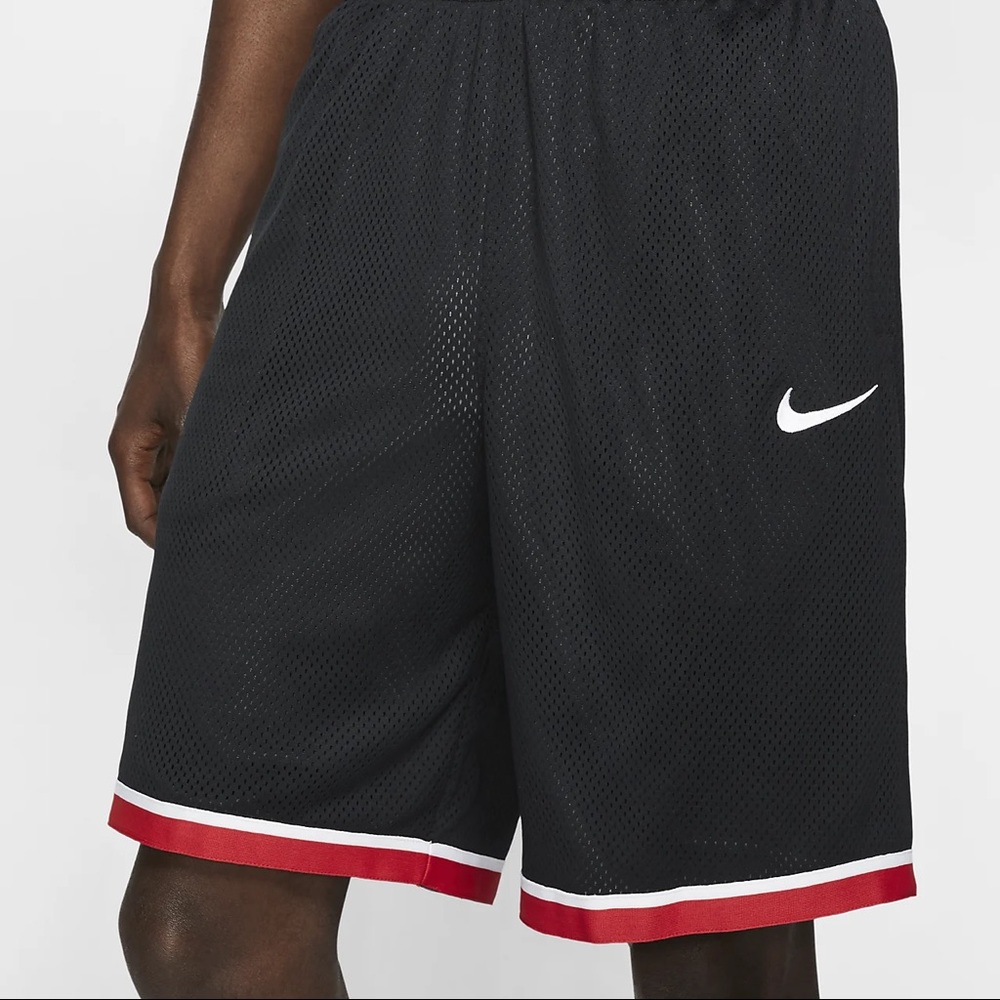 Nike Dri-FIT Classic- loose fit NWT